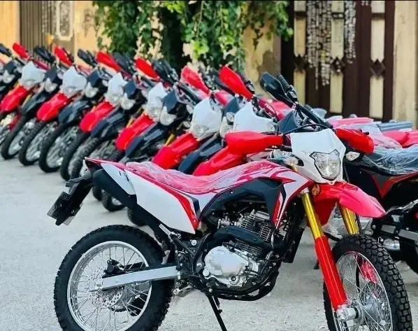 سی ار اف باسل ۲۵۰ قرمز تلر پرواز ۲۵۰ اقساط معاوضه|موتورسیکلت|مشهد, شهید مطهری|دیوار