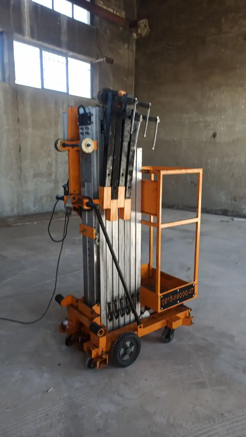 اجاره بالابر هیدرولیکی|مصالح و تجهیزات ساختمان|مشهد, هنرستان|دیوار