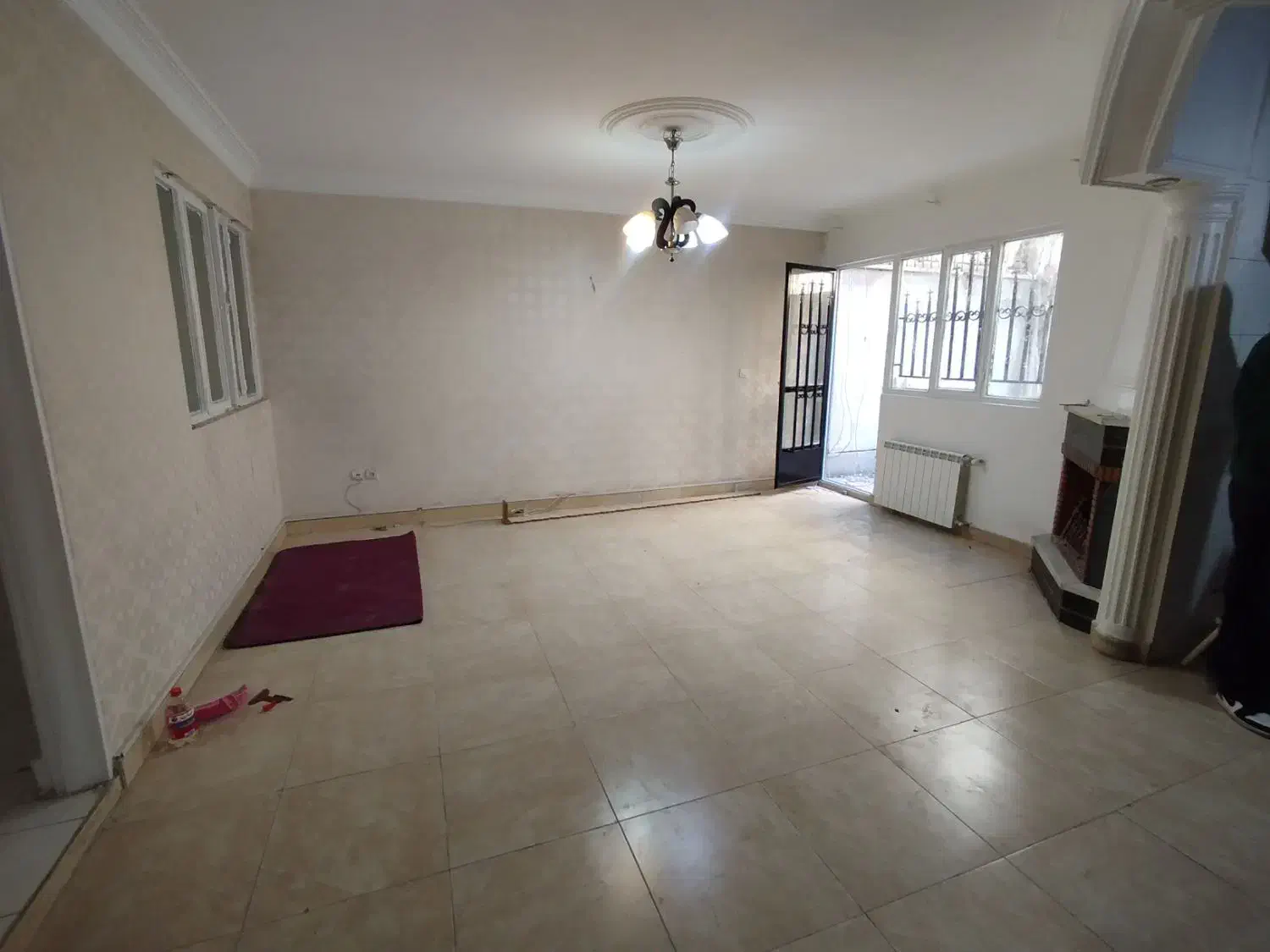 60 متر//بلوار فرحزادی//مناسب مسکونی و اداری