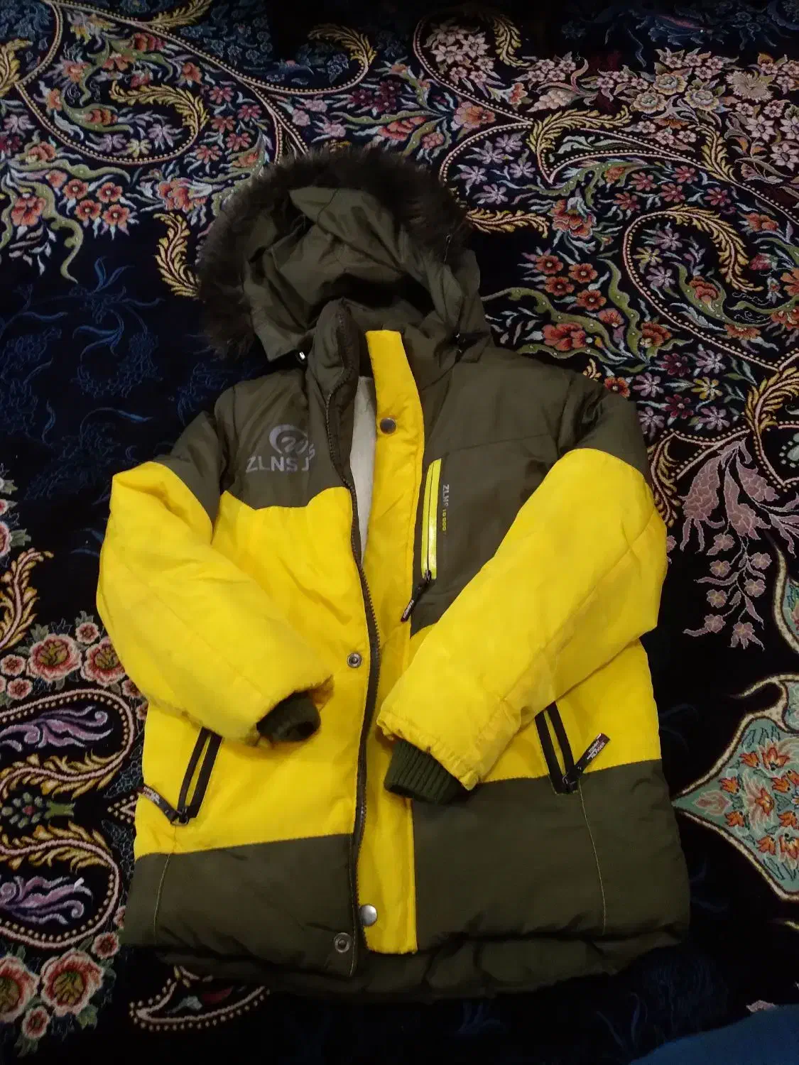 کاپشن بچه گانه ۶تا۸سال|کفش و لباس بچه|رشت, کوی مهر|دیوار