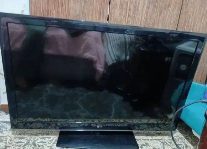 42LG|تلویزیون و پروژکتور|زرقان, |دیوار