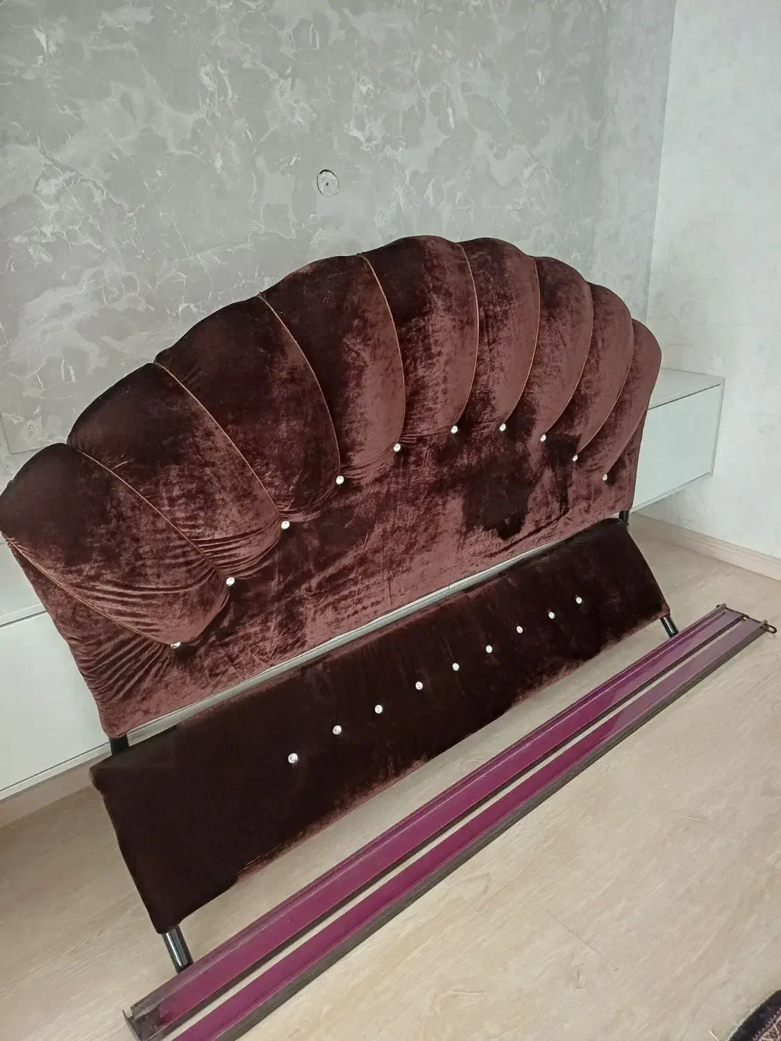 تخت دونفره فلزی|تخت و سرویس خواب|اردبیل, |دیوار