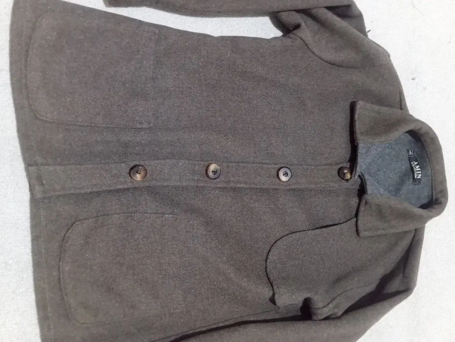 لباس|لباس|همدان, |دیوار