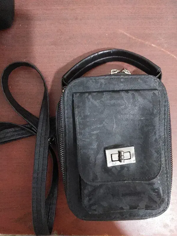 کیف دوشی|کیف، کفش، کمربند|زابل, |دیوار