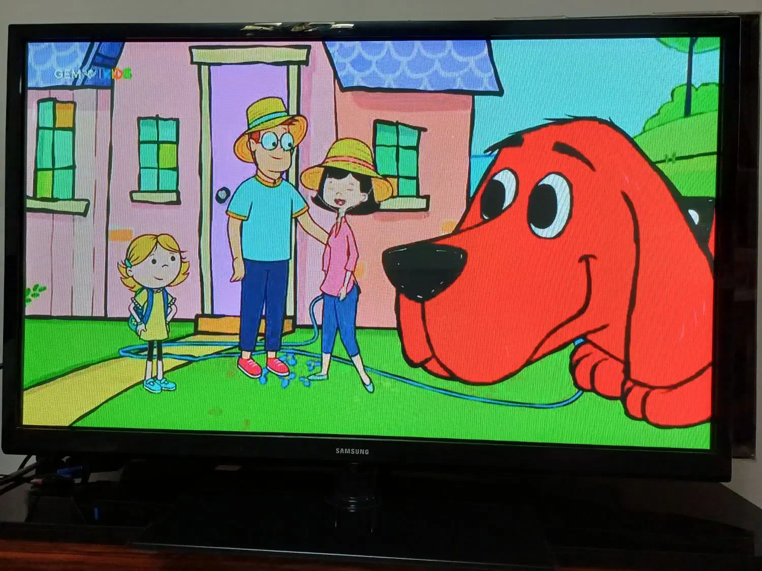 تلویزیون ۴۳ اینچ سامسونگ بسیارتمیزوسالم|تلویزیون و پروژکتور|کرج, کوی مدرس|دیوار