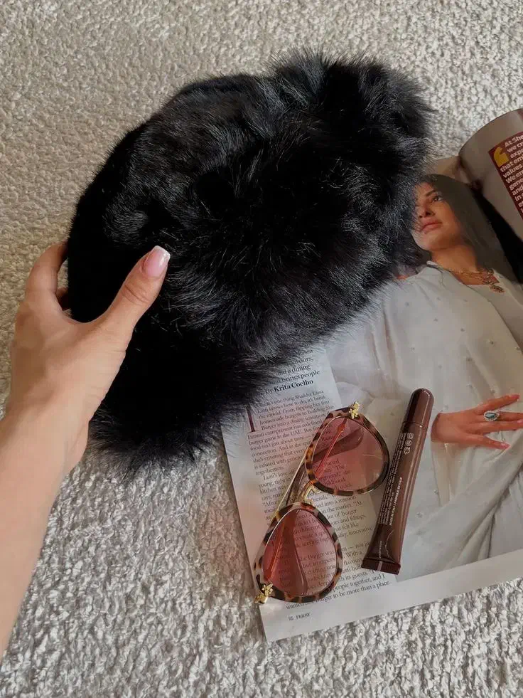 کلاه روسی|لباس|رشت, کوی یخ|دیوار