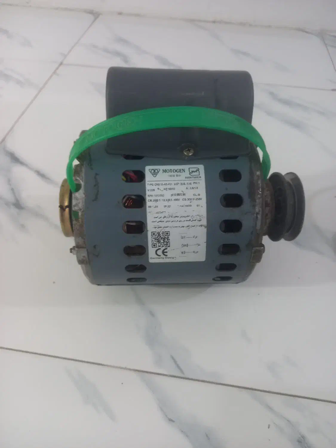 فروش و خریدار انواع ضایعات آهن و فلزات رنگی|عمده‌فروشی|کرج, محمد آباد|دیوار