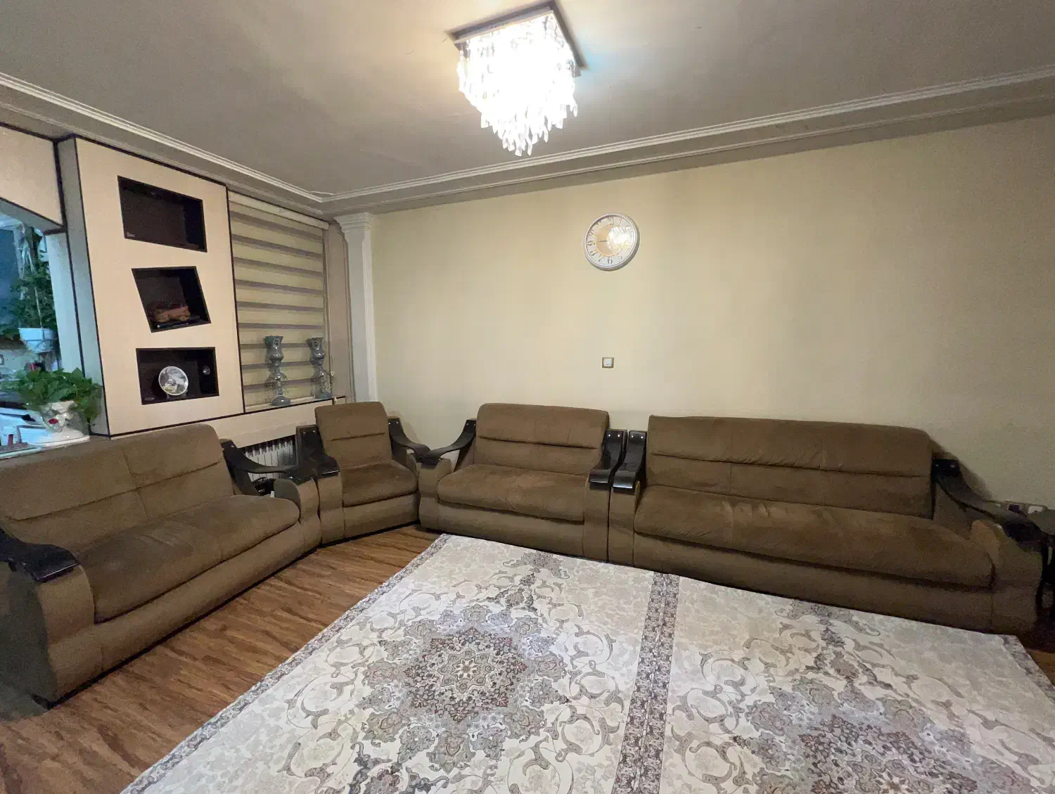 مبلمان|مبلمان خانگی و میز عسلی|شیراز, سینما سعدی|دیوار