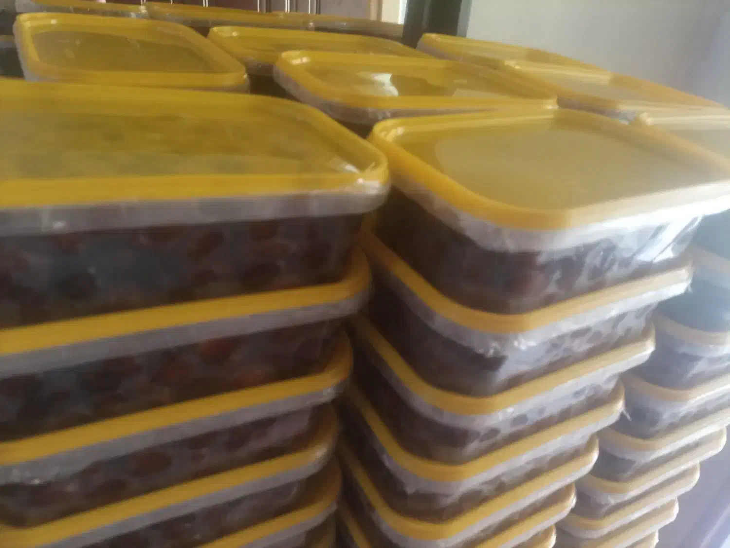 خرمای خشک و شیره دار بوشهر|خوردنی و آشامیدنی|اهواز, فرودگاه|دیوار