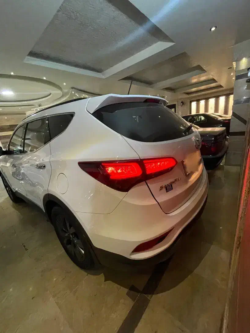 سانتافه ۲۰۱۷ فول کرمان موتور|خودرو سواری و وانت|تهران, صادقیه|دیوار