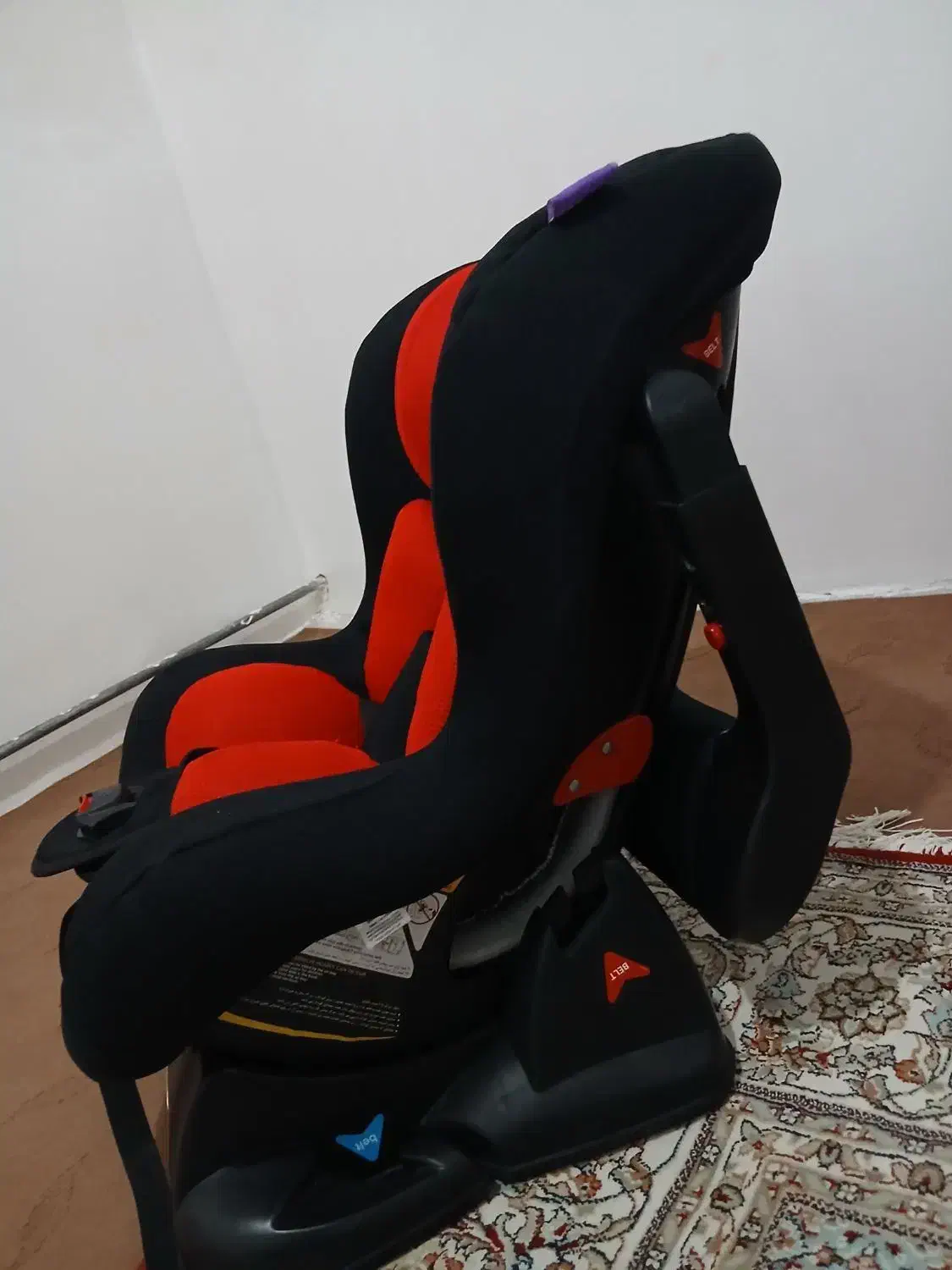 صندلی کودک دلیجان|تخت و صندلی بچه|مرند, |دیوار