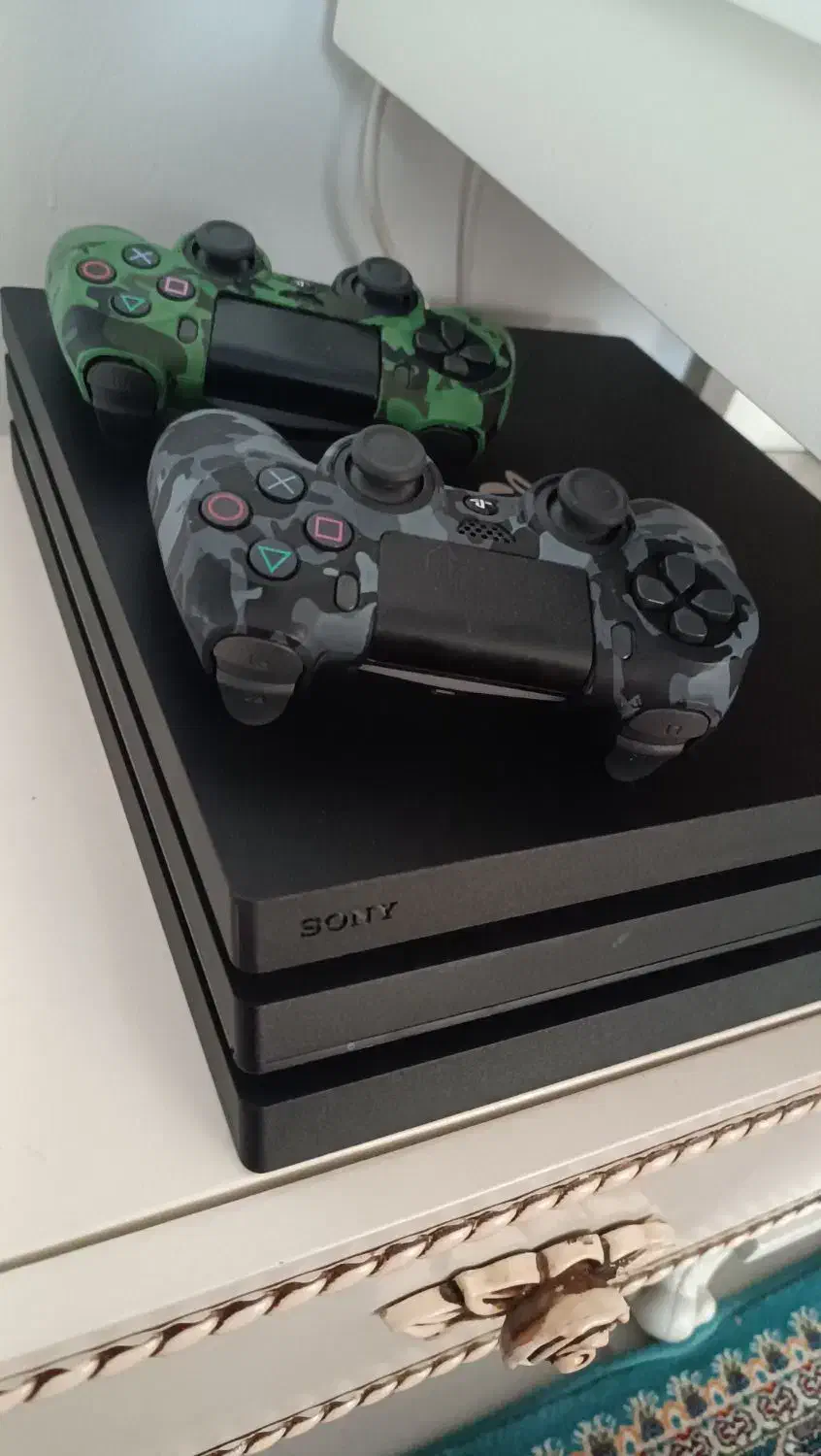 پی اس فور|کنسول، بازی ویدئویی و آنلاین|پرند, فاز ۳|دیوار