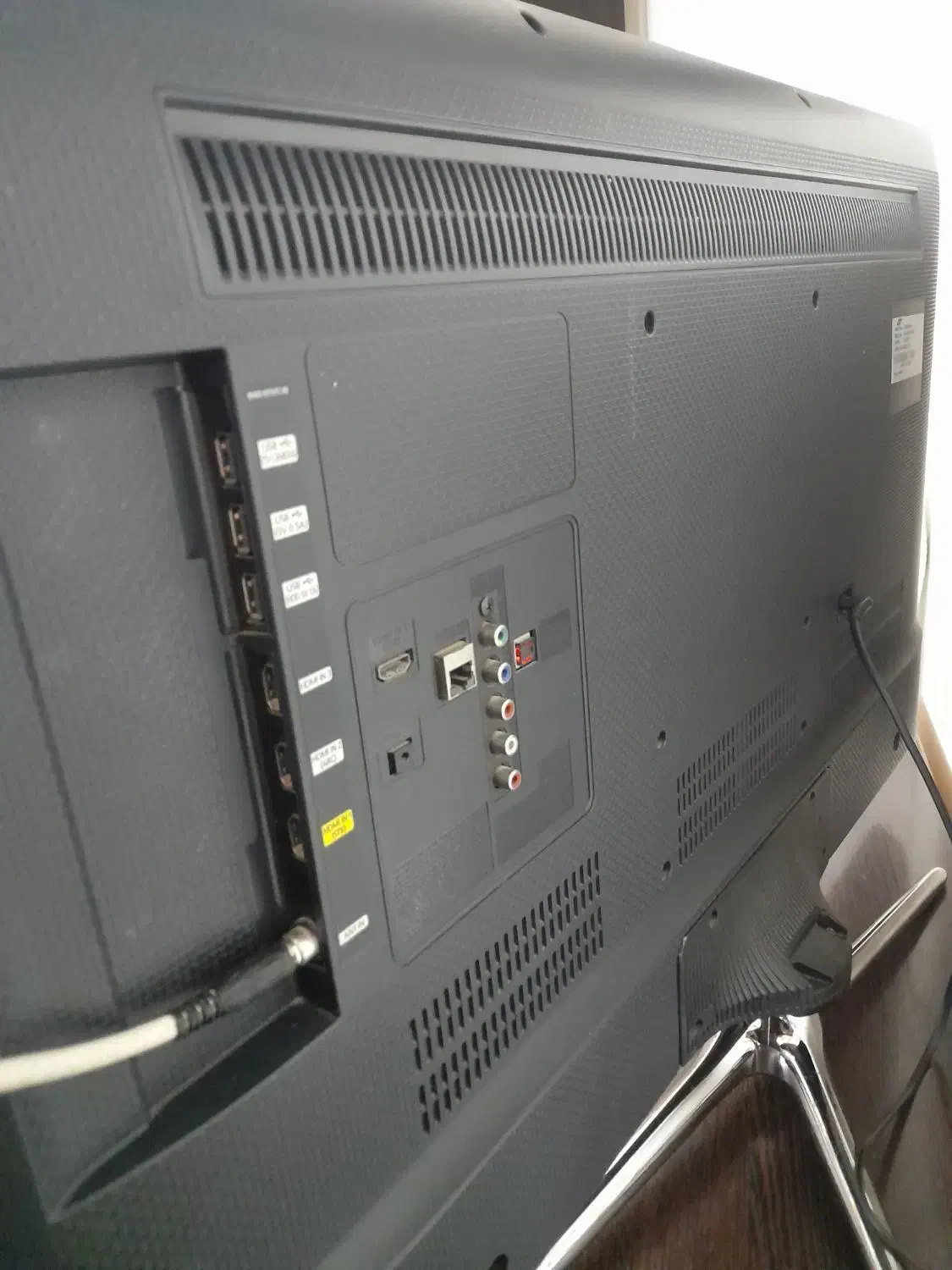 تلوزیون ال ای دی  ۴۰ اینج  سامسونگ اصل کره|تلویزیون و پروژکتور|ری, اقدسیه|دیوار