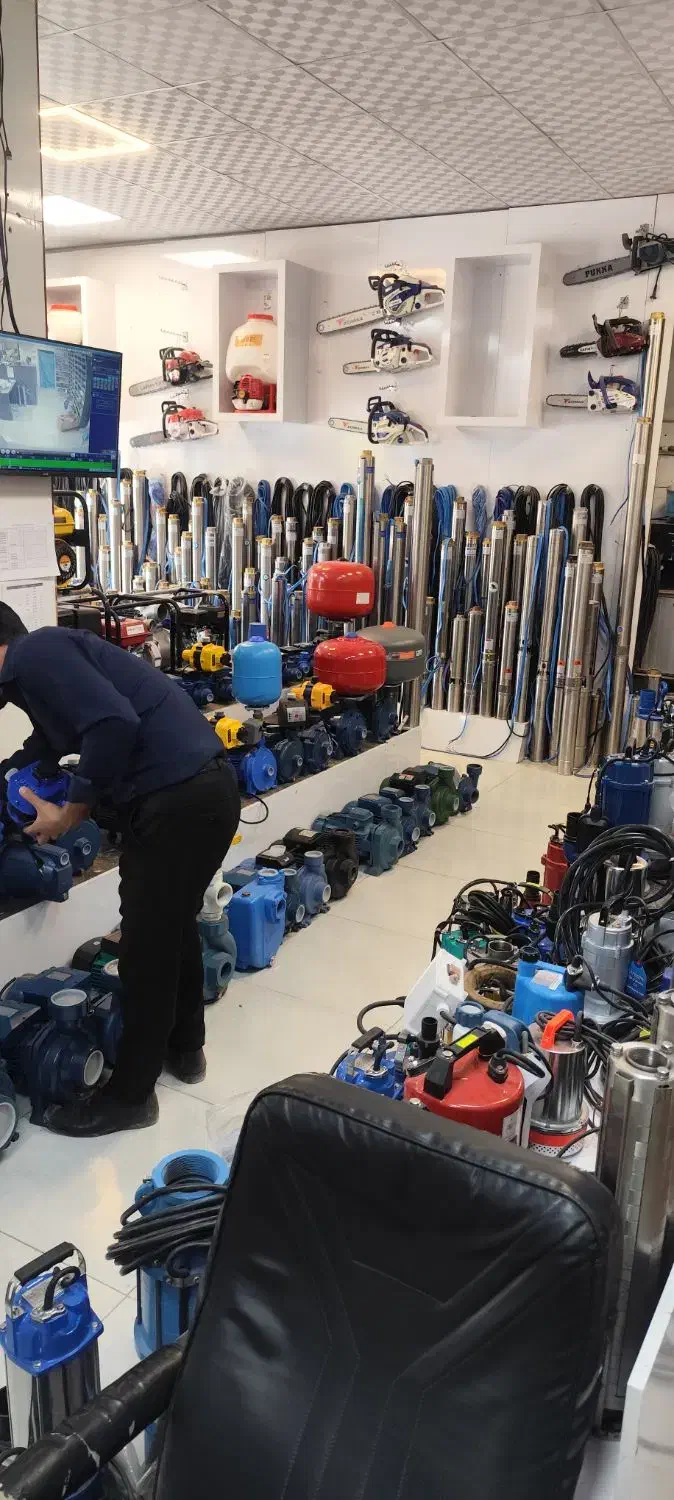 کارگر ساده با بیمه شیفت صبح و عصر|استخدام خدمات فروشگاه و رستوران|جیرفت, |دیوار