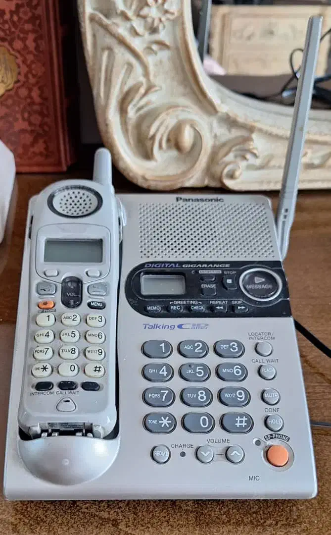 تلفن پاناسونیک|تلفن رومیزی|تهران, نیروی هوایی (پیروزی)|دیوار