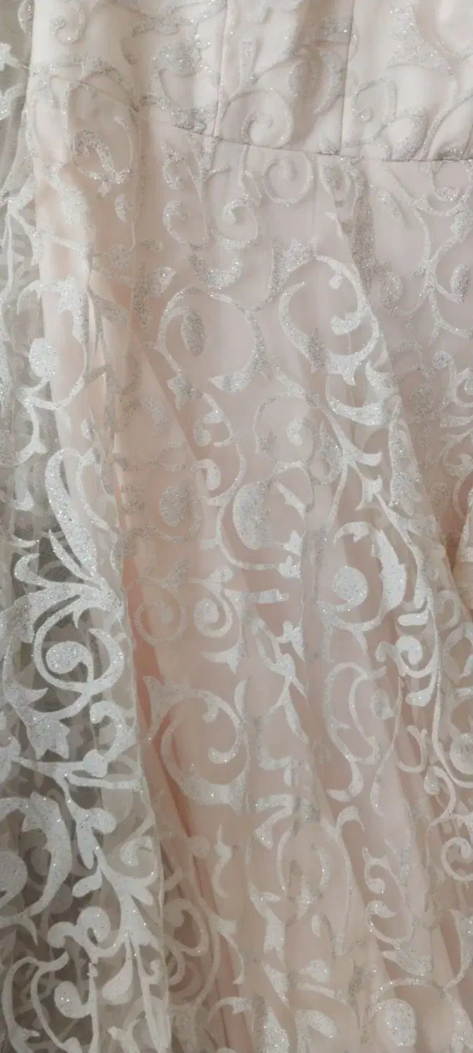 لباس|لباس|بهار, |دیوار