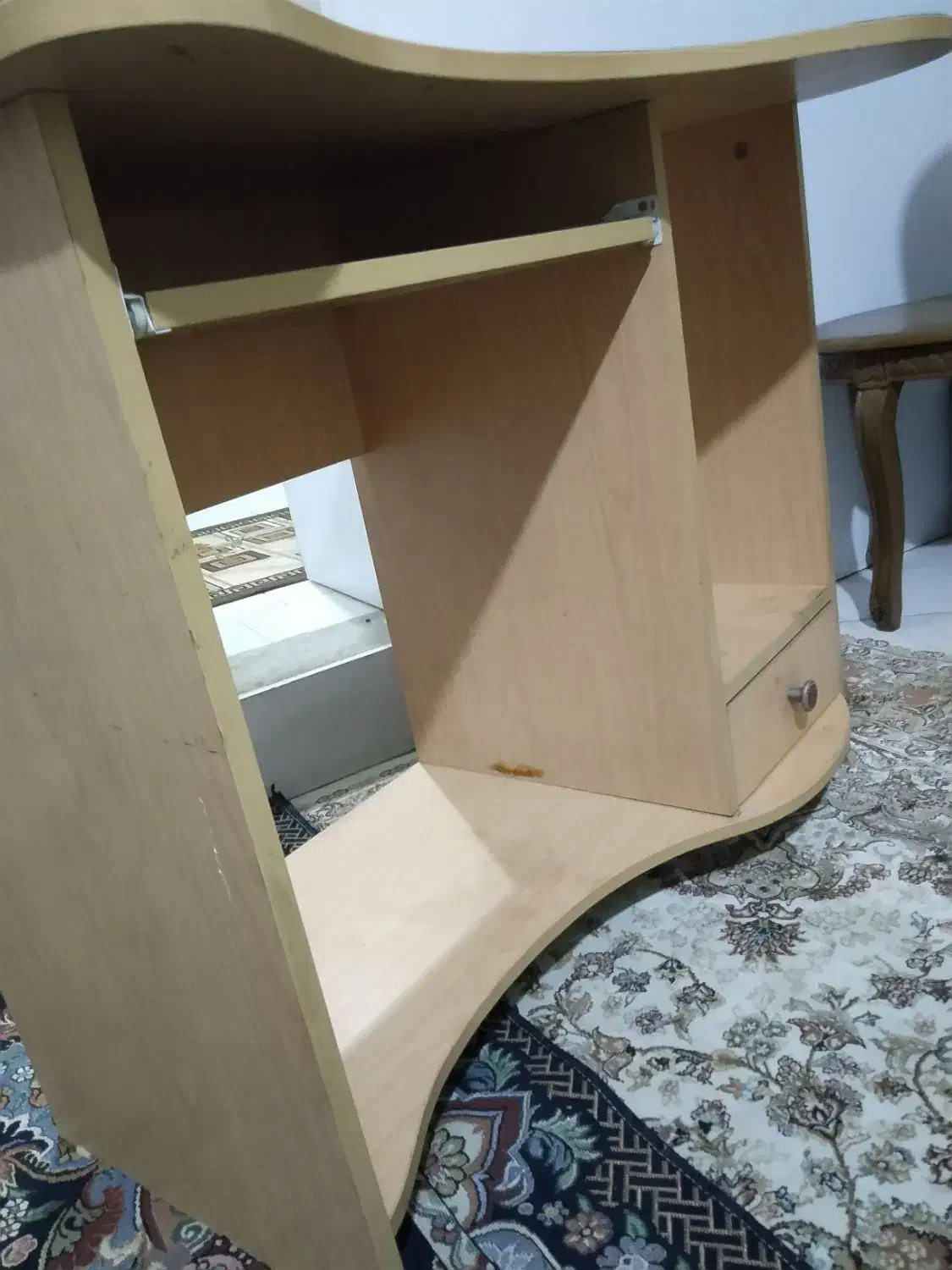 میز کامپیوتر باسندلی|میز تحریر و کامپیوتر|بومهن, |دیوار