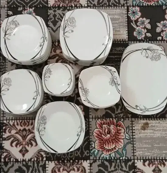 دو سری چینی پارس|ظروف سرو و پذیرایی|حسین آباد, |دیوار