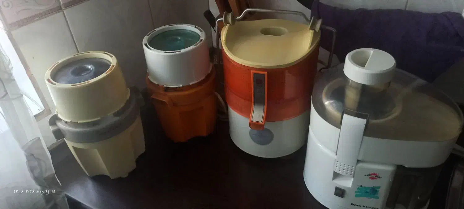 لوازم خانه|آبمیوه‌گیر و آب‌مرکبات‌گیر|رشت, منظریه|دیوار