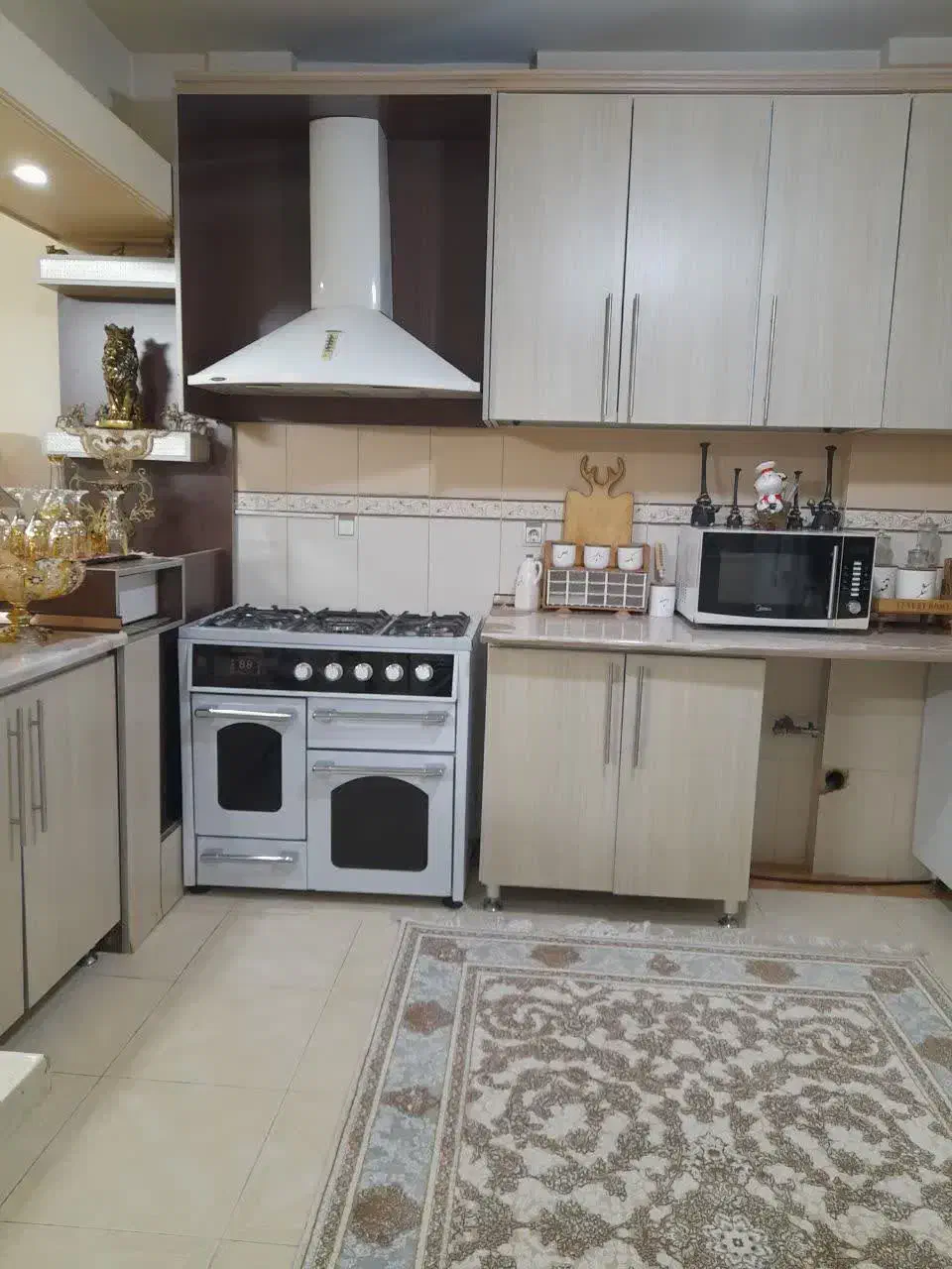 نظافت منزل فقط خانومها تماس بگیرن|خدمات نظافت|قم, نیروگاه|دیوار