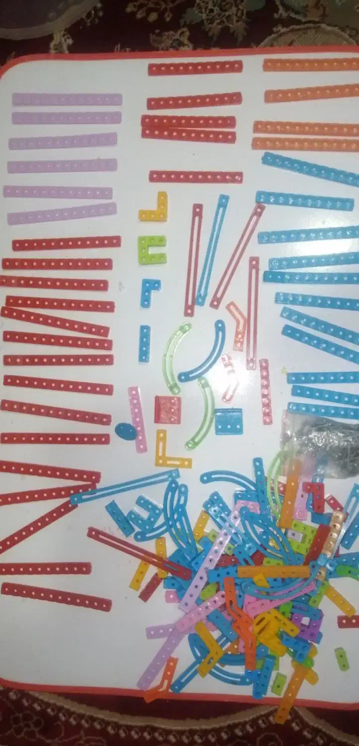 تعدادی لوازم ربات|اسباب‌‌بازی|نیشابور, مسکن مهر نور|دیوار