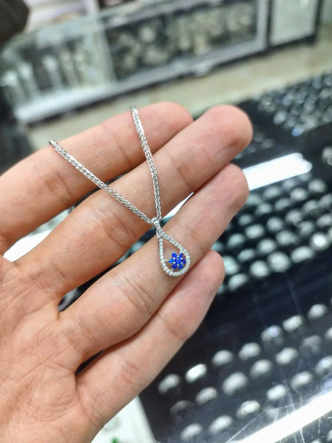 گردنبند نقره زنانه طرح یاقوت|جواهرات|اصفهان, چشمه باقرخان|دیوار