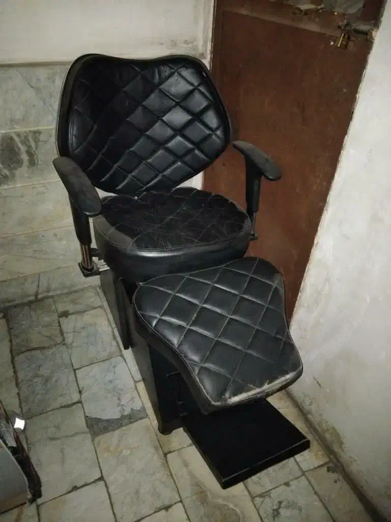 صندلی آرایشگری|آرایشگاه و سالن‌های زیبایی|اردبیل, |دیوار