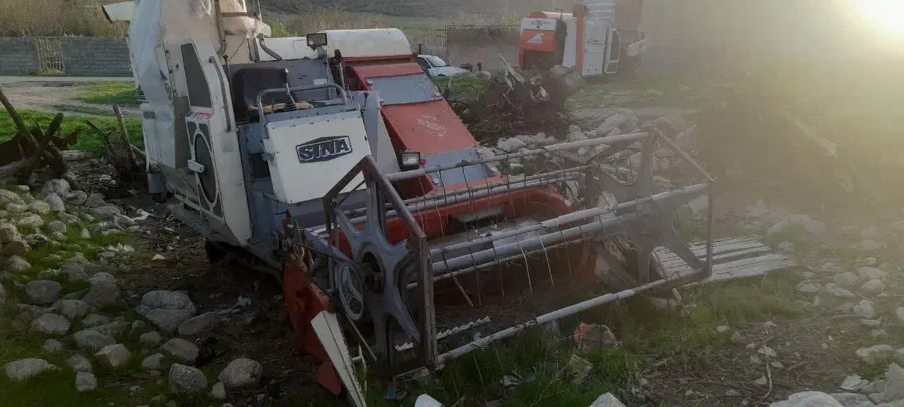 کمباین|خودرو سنگین|پاپی, |دیوار