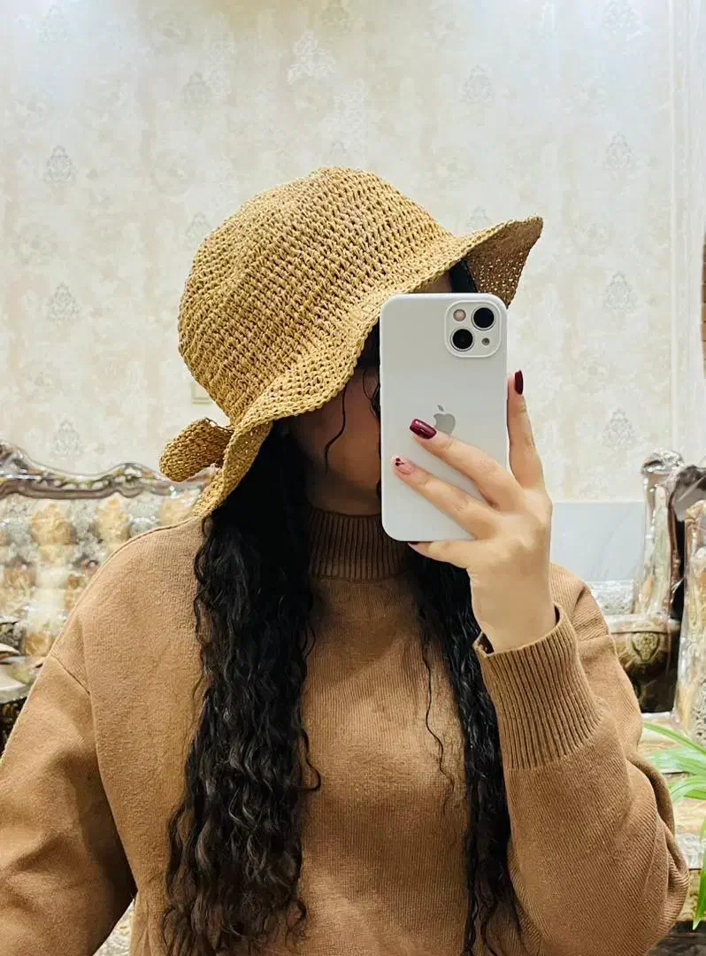 کلاه رافیا|لباس|یزد, |دیوار