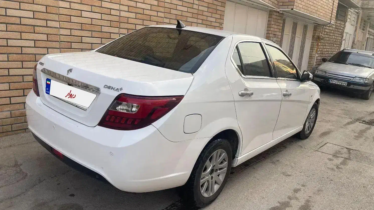 دنا پلاس ۵ دنده ۱۳۹۹|خودرو سواری و وانت|اصفهان, ملک‌شهر|دیوار