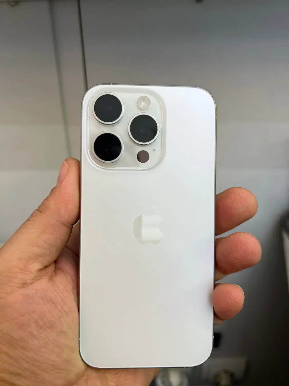 ۱۵ پرو در حد آک|موبایل|اصفهان, چرخاب|دیوار