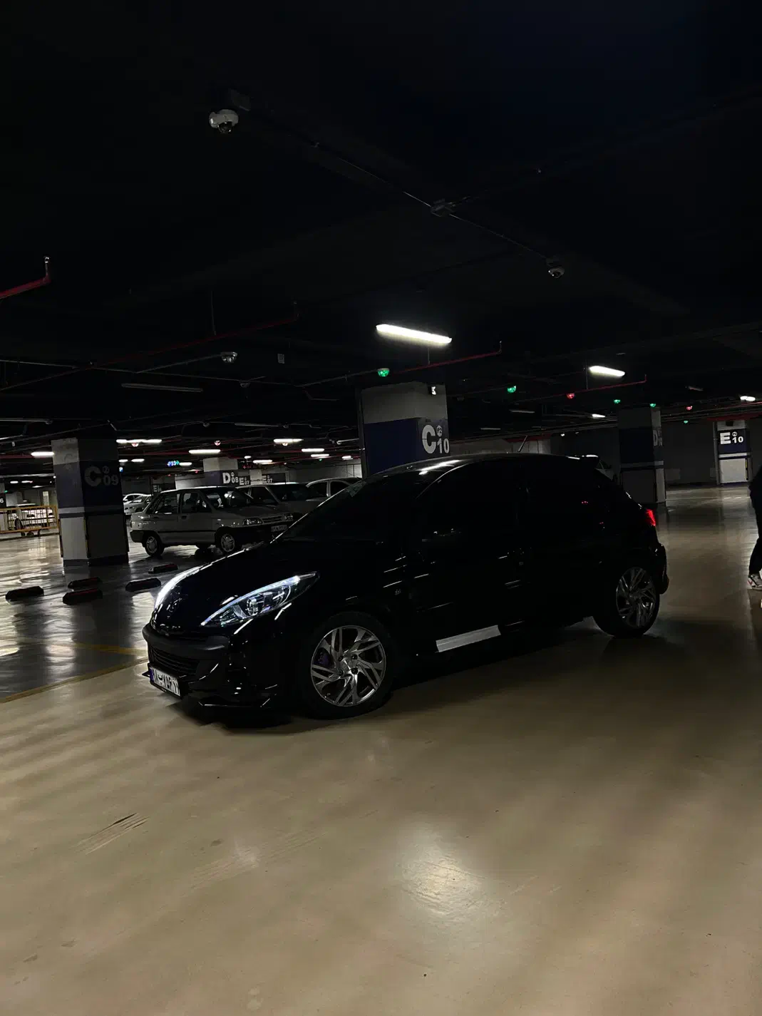 ۲۰۷ مدل ۴۰۲ برج اخر|خودرو سواری و وانت|ارومیه, |دیوار