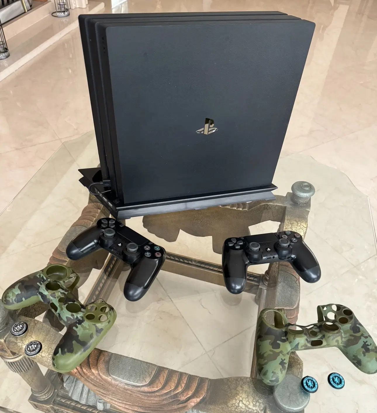 PS4 pro 1TB|کنسول، بازی ویدئویی و آنلاین|تهران, صاحبقرانیه|دیوار