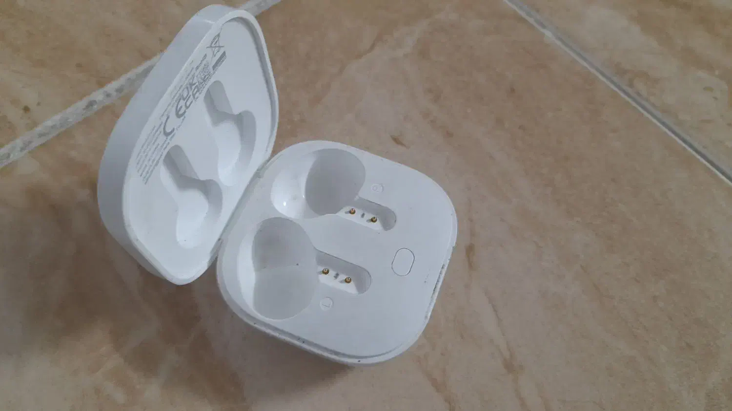 شارژر ایرپاد qcy t13|لوازم جانبی موبایل و تبلت|ساوه, |دیوار