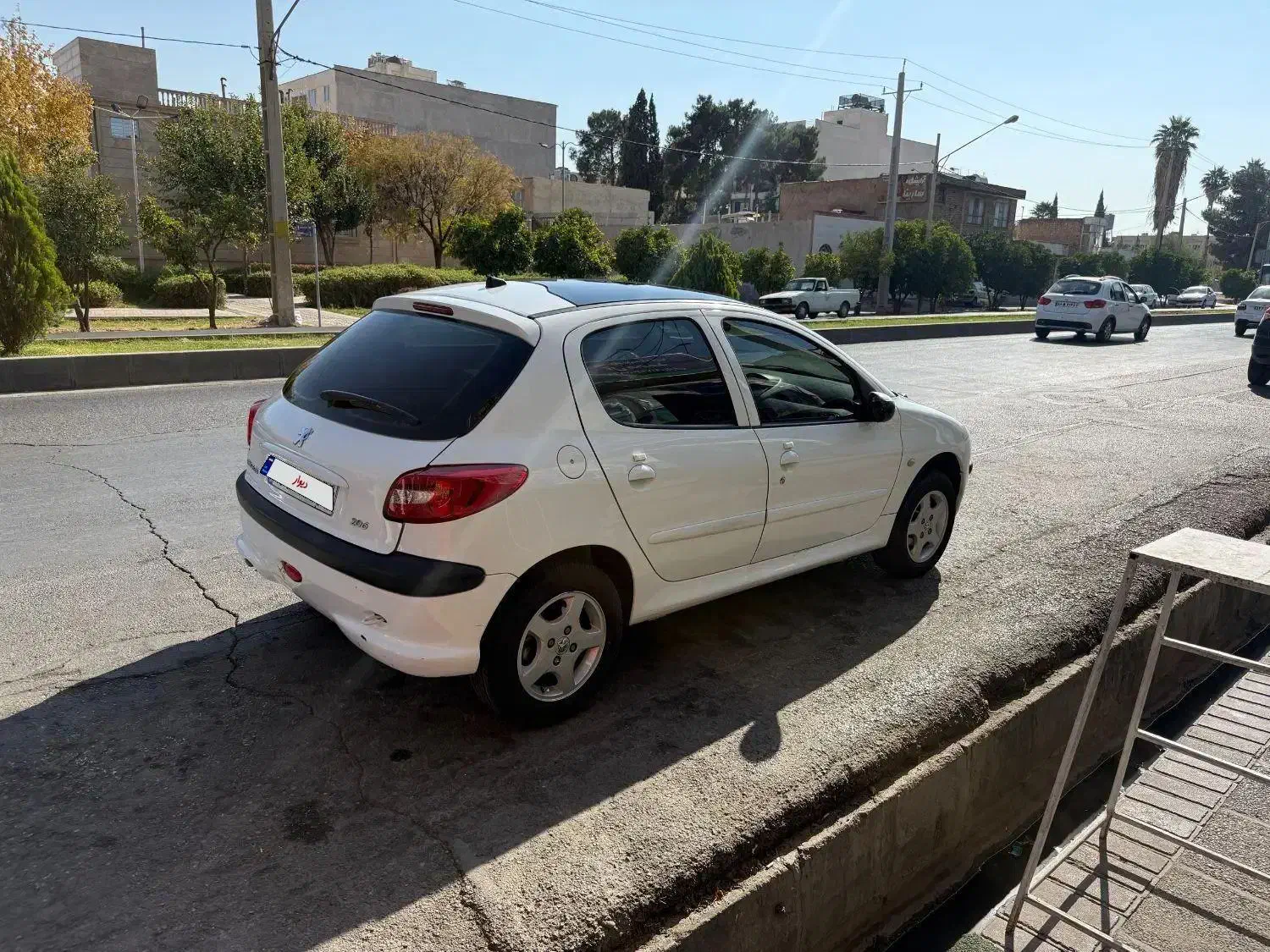 ۲۰۶ تیپ ۳ پانوراما۱۴۰۱|خودرو سواری و وانت|شیراز, پودنک|دیوار