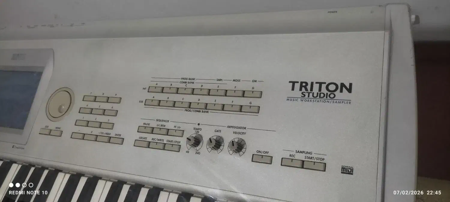 KORG TRITON STUDIO 61KEY|پیانو، کیبورد، آکاردئون|نقده, |دیوار