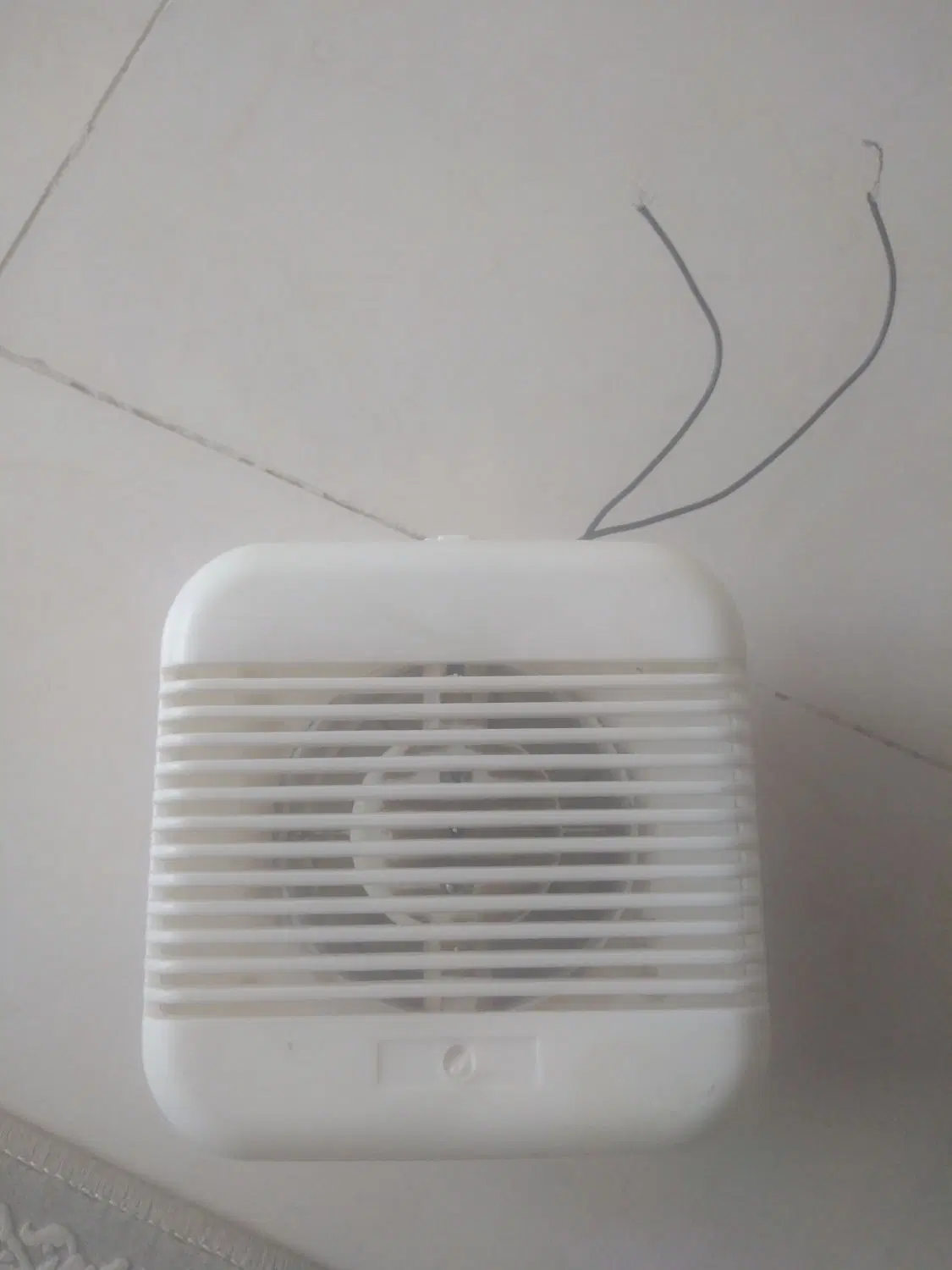 تهویه|پنکه و تصفیه‌کنندهٔ هوا|کرمانشاه, |دیوار