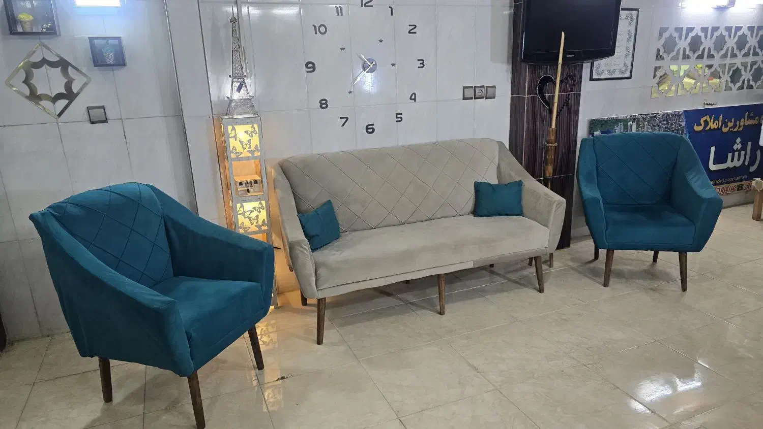 مبل راحتی خاص و تمیز.۵نفره.۲جلو مبلی.۴ عسلی مخفی|مبلمان خانگی و میز عسلی|شاهین‌شهر, طالقانی|دیوار