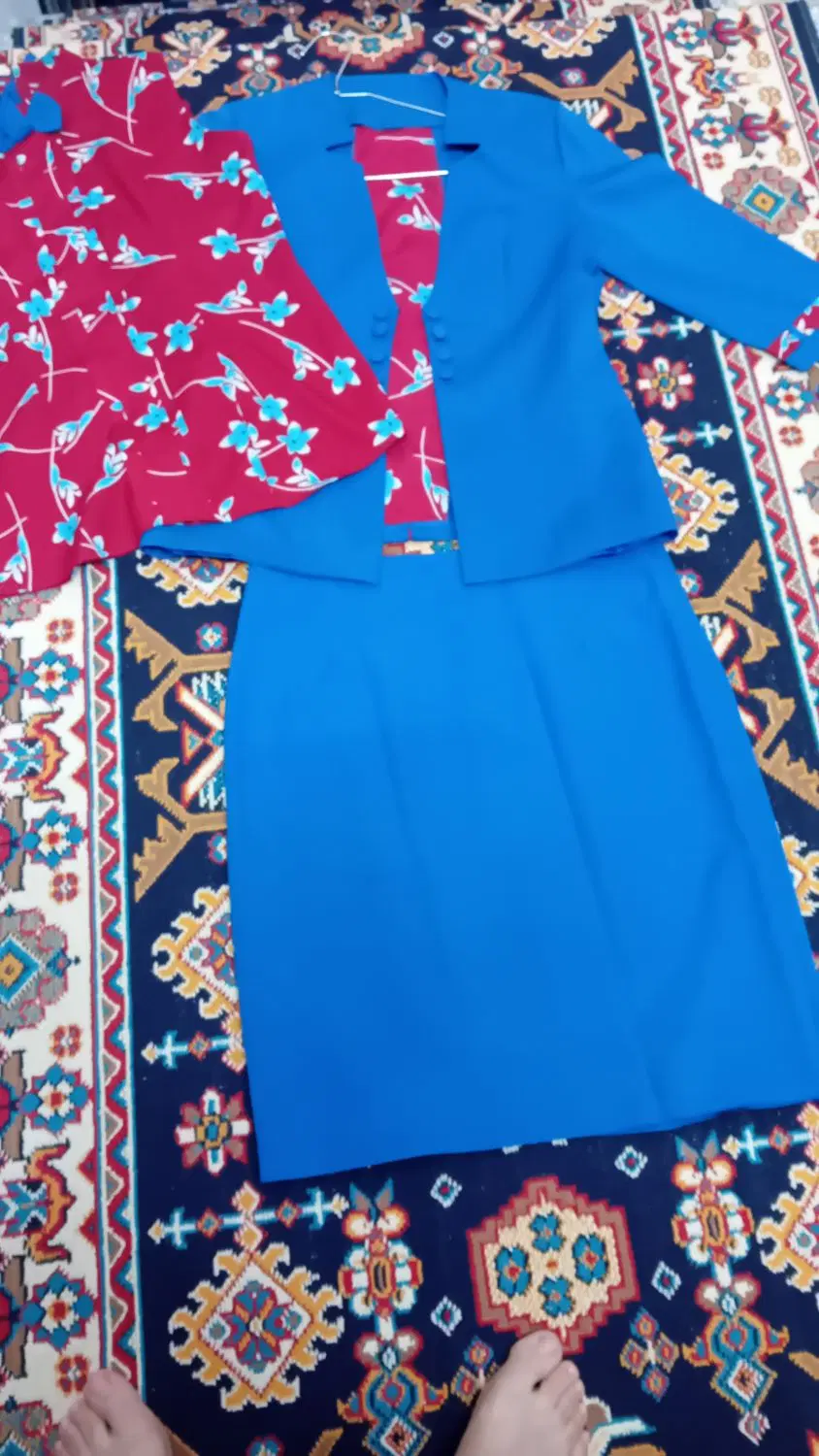 لباس مجلسی|لباس|کبودرآهنگ, |دیوار