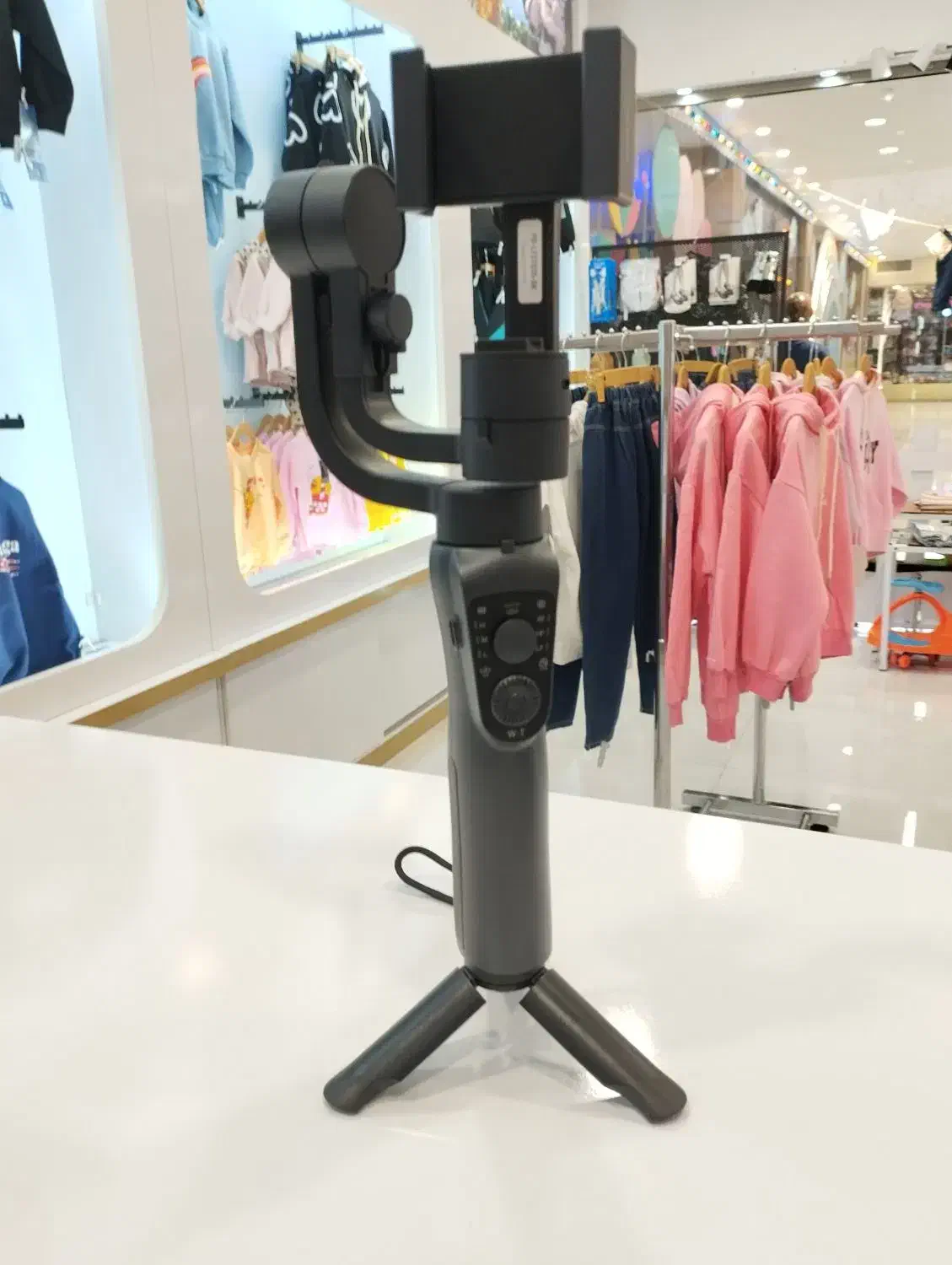 گیمبال و میکروفن حرفه ای مناسب تولید محتوا|دوربین عکاسی و فیلم‌برداری|اهر, |دیوار