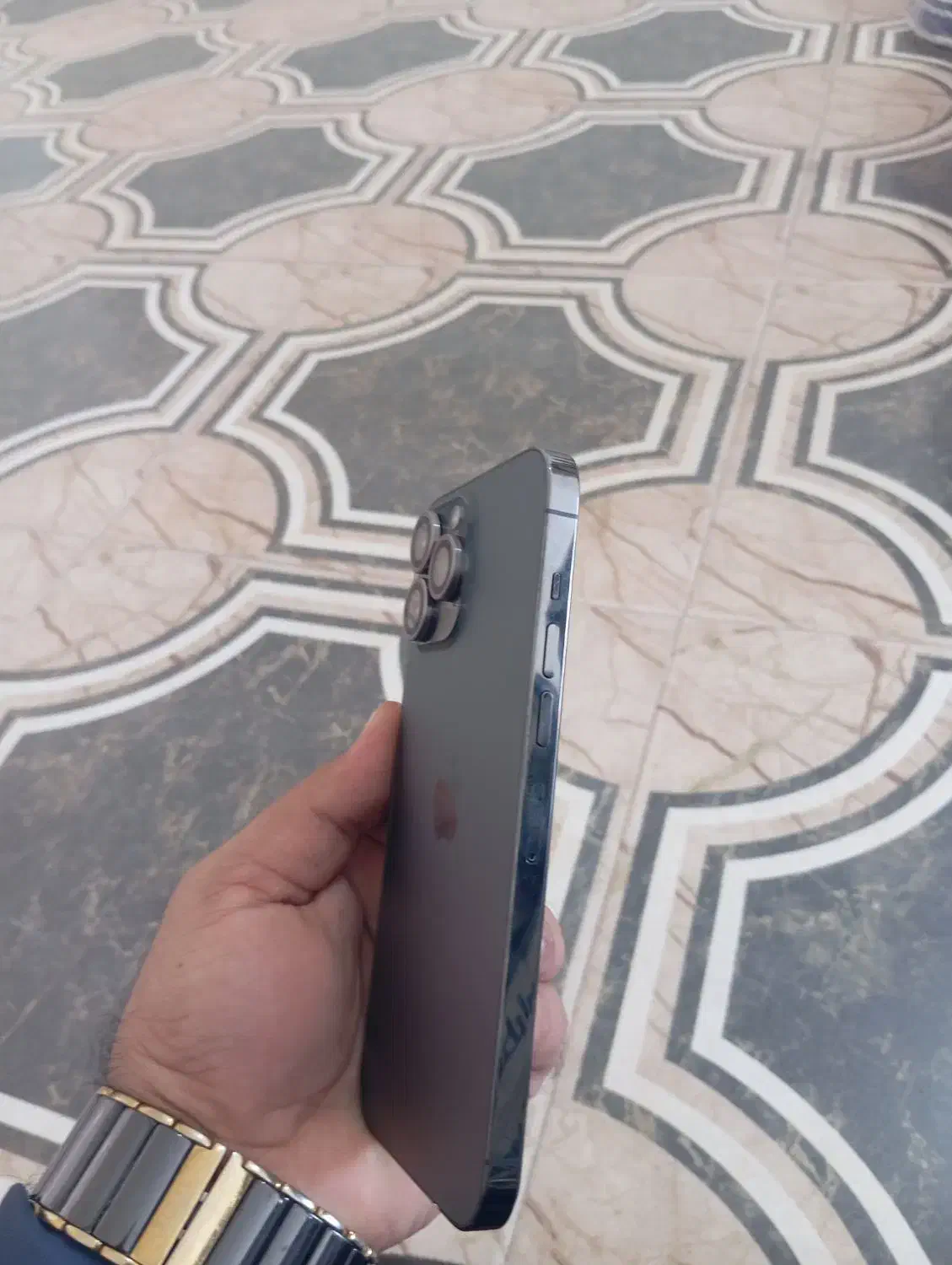 آیفون 13پرومکس 256گیگ تک سیم همچین سالم باطری 98|موبایل|جازموریان, |دیوار