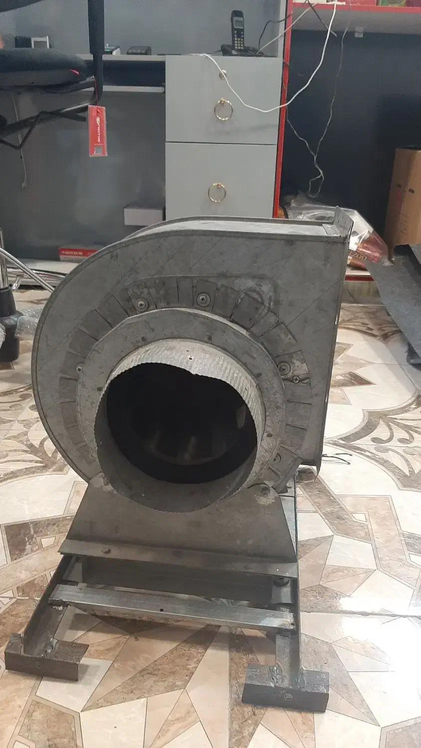 سانتریوفیوژ|پنکه و تصفیه‌کنندهٔ هوا|ارومیه, |دیوار