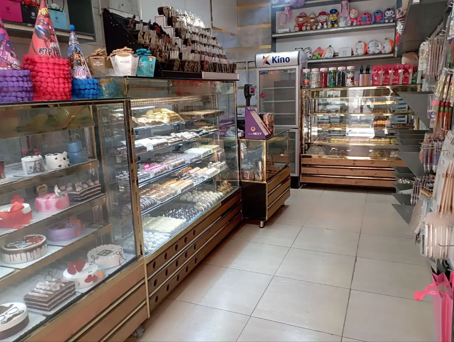 فروشنده قنادی|استخدام خدمات فروشگاه و رستوران|قدس, شهر‌قدس|دیوار