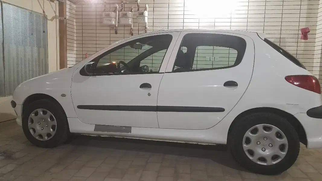 پژو ۲۰۶|خودرو سواری و وانت|کاشان, صنعت|دیوار