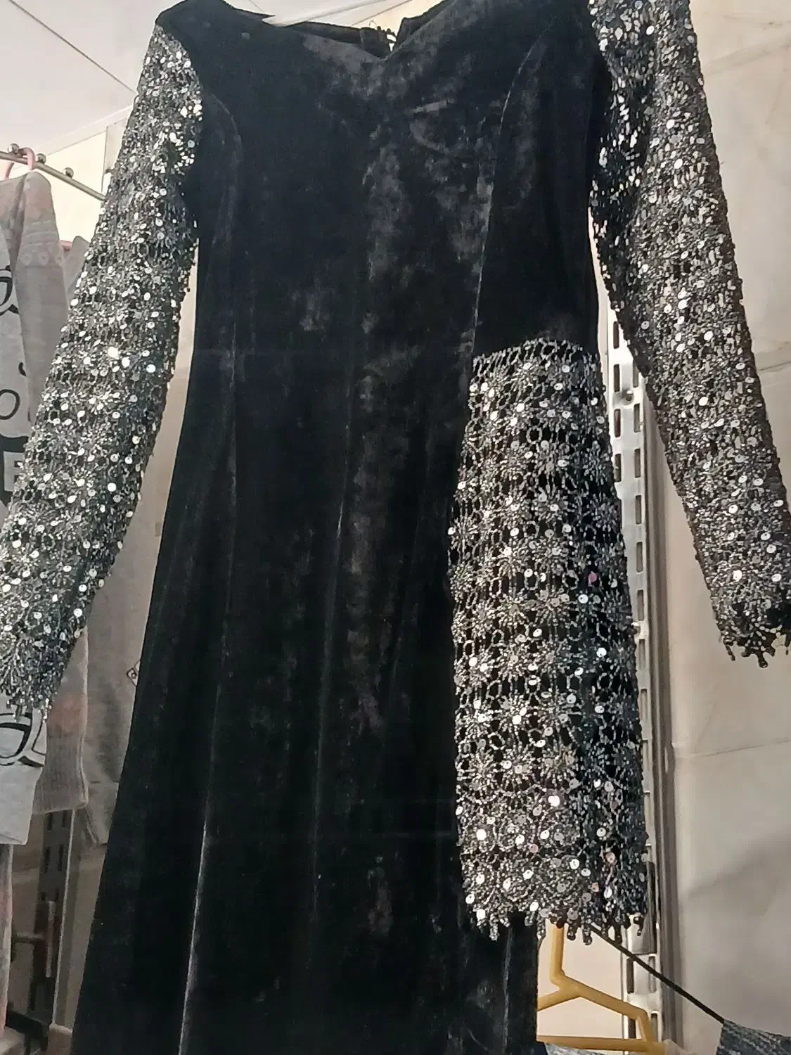 دن مجلسی سایز ۳۶ مخمل و گیپور|لباس|بناب, |دیوار