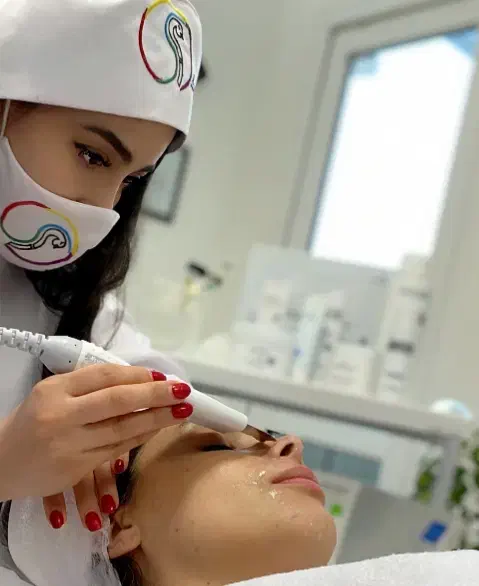آموزش پاکسازی پوست|خدمات آموزشی|رشت, معلم|دیوار
