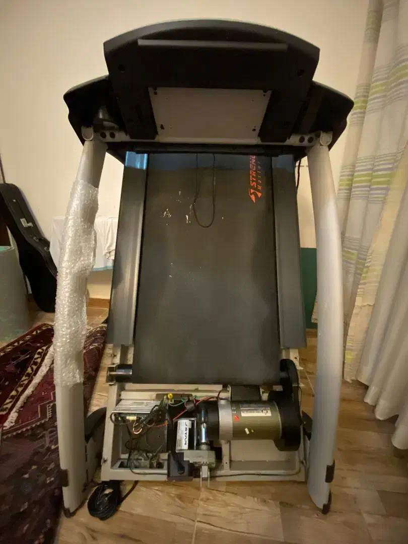 تردمیل اصل تایوانی|تجهیزات ورزشی|رشت, دیلمان|دیوار