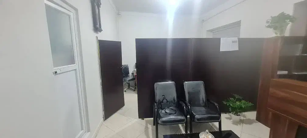 میدان انقلاب/40متر /موقعیت اداری|اجارهٔ دفتر کار، اتاق اداری، مطب|تهران, فلسطین (میدان انقلاب)|دیوار