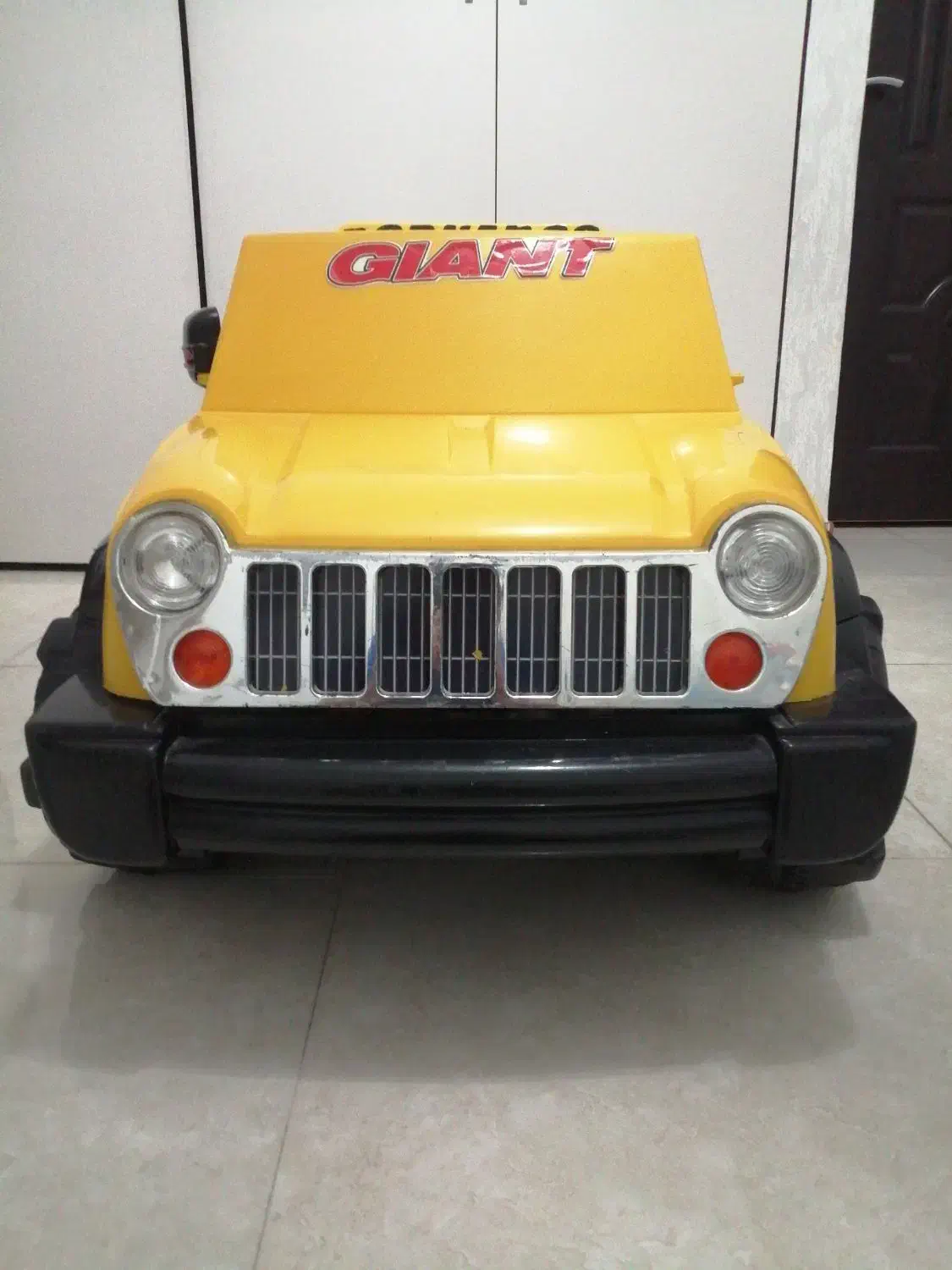 ماشین شارژی سالم ۲ موتوره|اسباببازی بچه|اراک, |دیوار