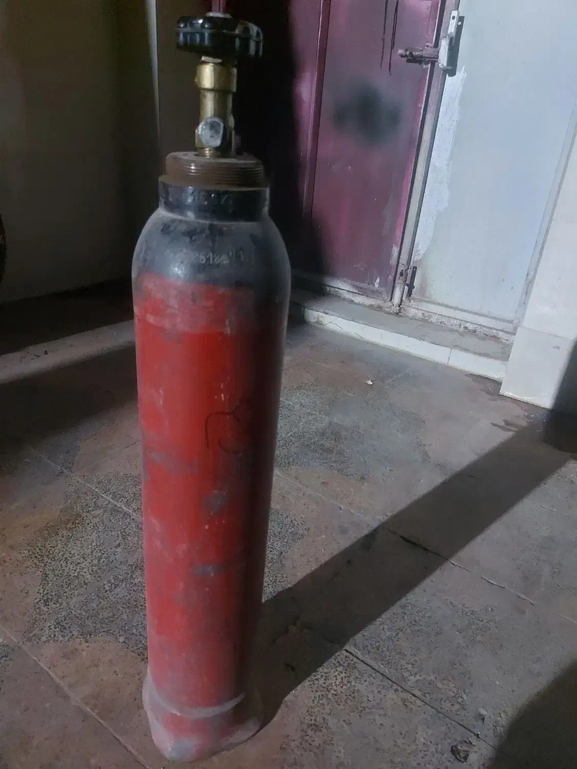 کپسول گاز|ابزارآلات|مهریز, |دیوار